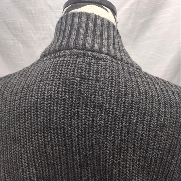 G. H. Bass & Co. Gray Ribbed Knit 1/4 Zip Mock Neck Pullover Sweater - Picture 12 of 16